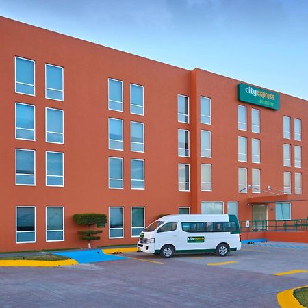 Hotel City Express Junior By Marriott Guadalajara Periferico Sur Esterno foto